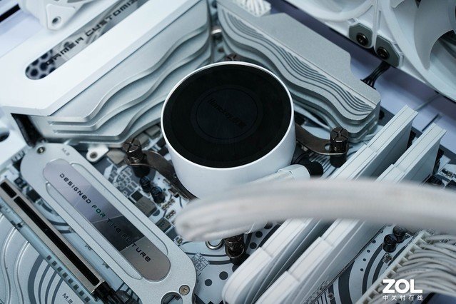 【有料评测】航嘉MVP阿波罗·麦克斯机箱评测 “海景别墅”就是这范儿