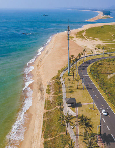 海南環島旅遊公路萬泉河入海口段附近景色.蒙鍾德攝(人民視覺)