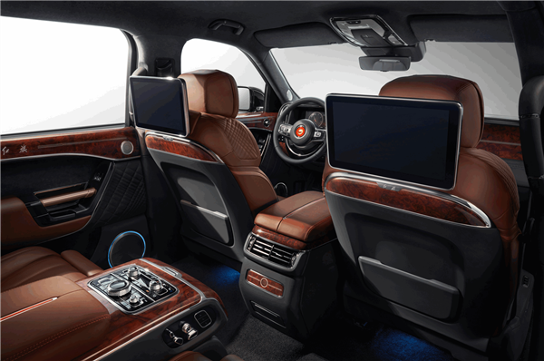 136.58万起售 红旗LS7实拍:比劳斯莱斯库里南还气派