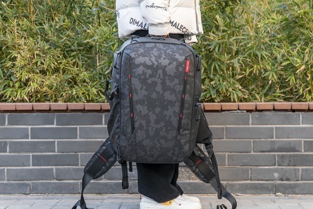 【有料评测】PGYTECH OneMo 2评测:单兵作战全能摄影包