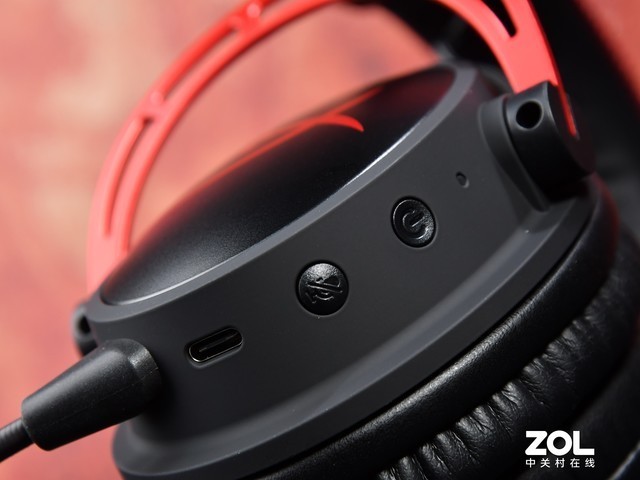 HyperX Cloud Alpha Wireless无线游戏耳机评测:出众的佩戴体验