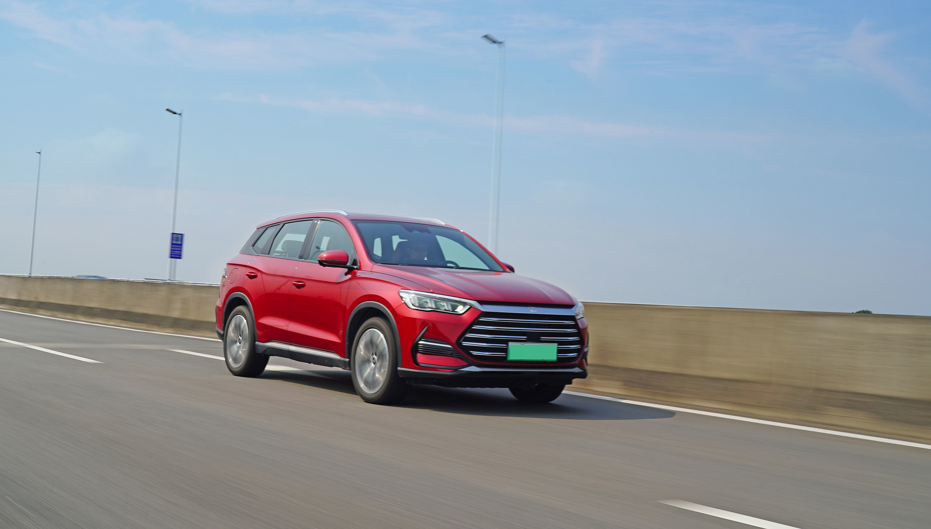 试驾比亚迪宋prodmi除了dmi还有更值得选它的理由