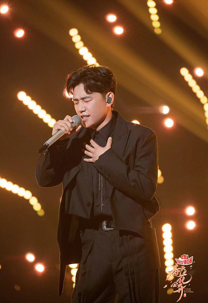 春天花会开传承民歌音乐经典龚爽携傲日其愣助力民歌多元化