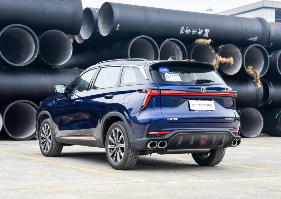 双外观设计,全系8at,第二代长安cs75plus预售12.