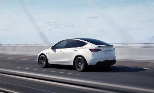 (图片来源:特斯拉中国官方网站)