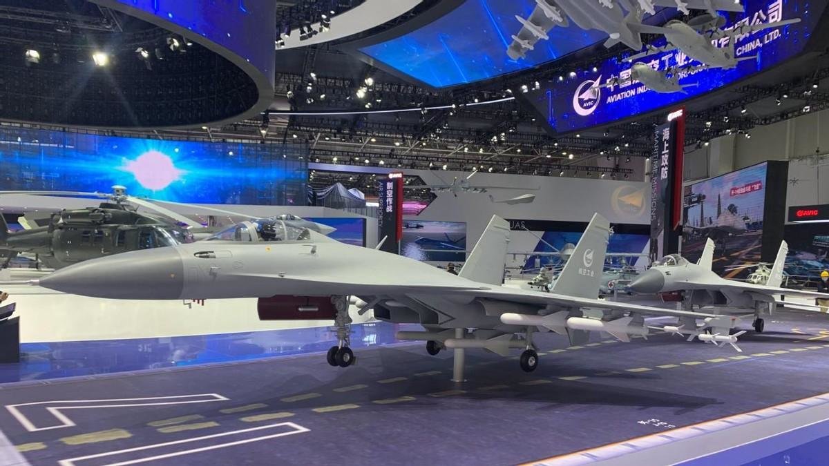 中国空军主力战机亮相航展,为何歼-15却从未参加过?_凤凰网
