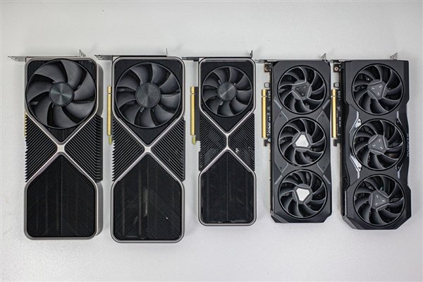 AMD RX 7900 XTX渲染跑分性能曝光:感觉和RTX 4080两个时代