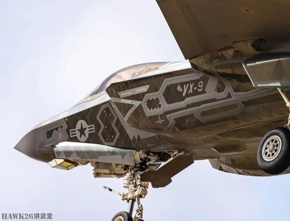 168842号F-35C表层特征。