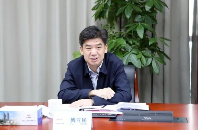 年任湖北省政府国资委党委书记,主任,去年9月卸任湖北省国资委主任