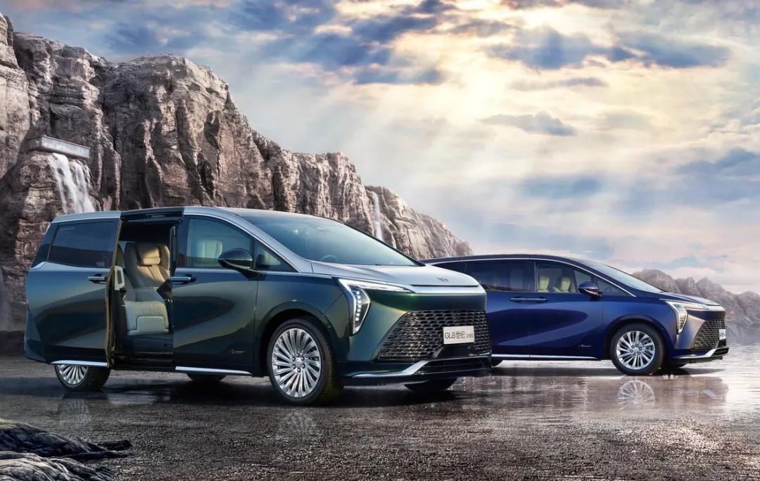 打造旗舰mpv 别克gl8世纪centery亮相