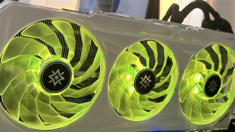 30系最强毕业作!影驰RTX 3090 Ti星曜OC显卡评测:颜值无二的顶级非公