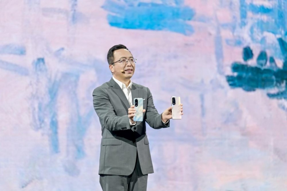 荣耀80系列:以体验魔法战胜硬件堆砌 荣耀80系列:以体验魔法战胜硬件堆砌