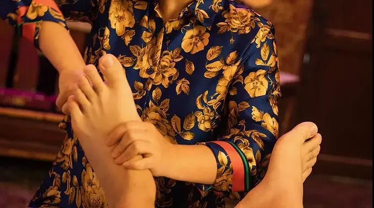 巨额亏损、批量关门！20万家足疗按摩，正在生死线挣扎