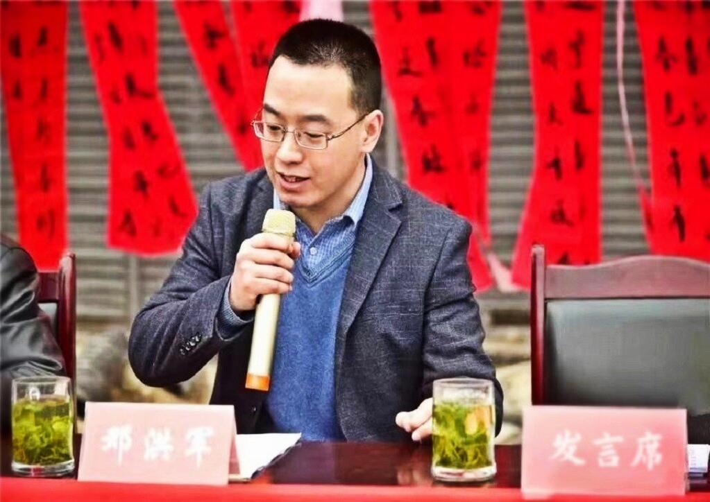 邓洪军不忘初心砥砺前行扎根基层筑梦青春