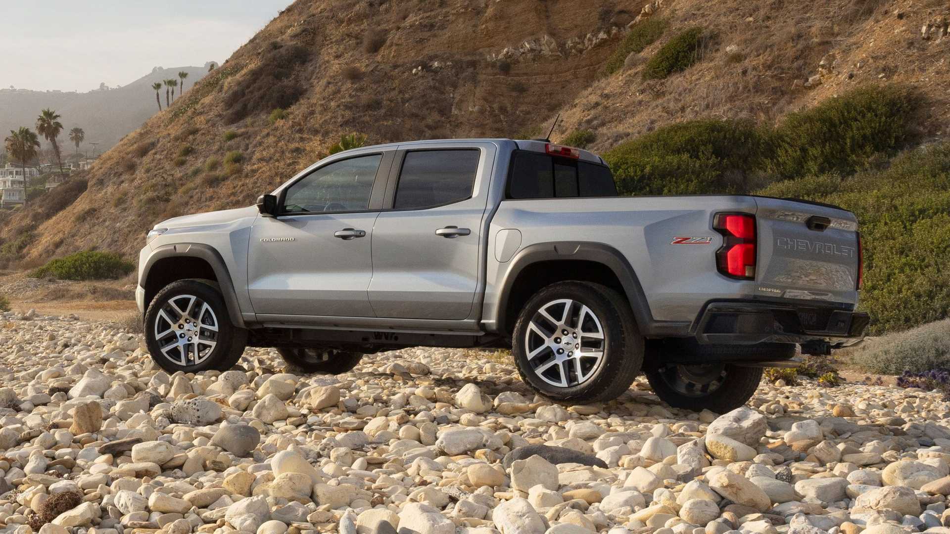 搭载27t发动机全新雪佛兰colorado官图公布