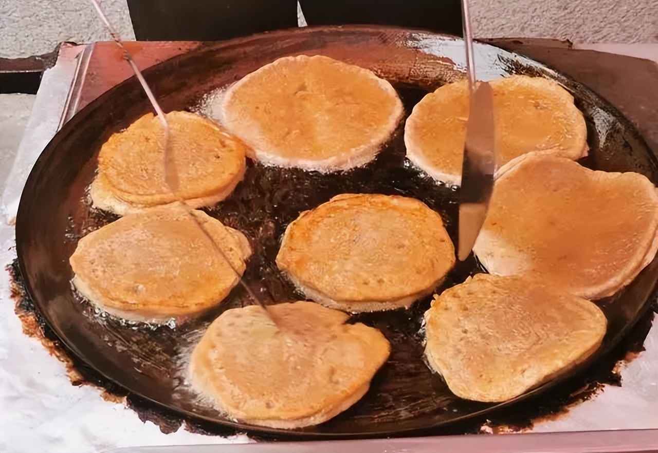 潮汕街头小吃——烙麦粿__凤凰网