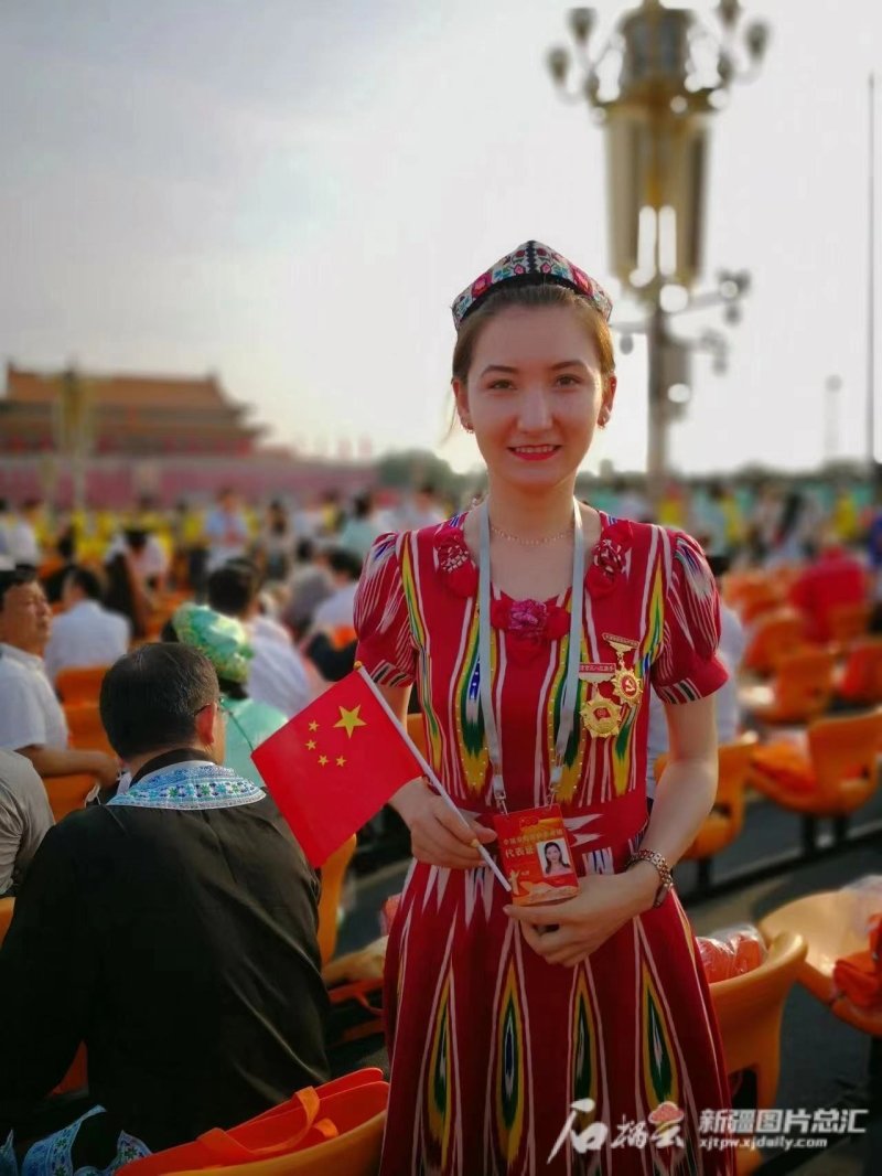 2021年7月1日,玛日耶姆古丽在庆祝中国共产党成立100周年大会现场。图片由本人提供