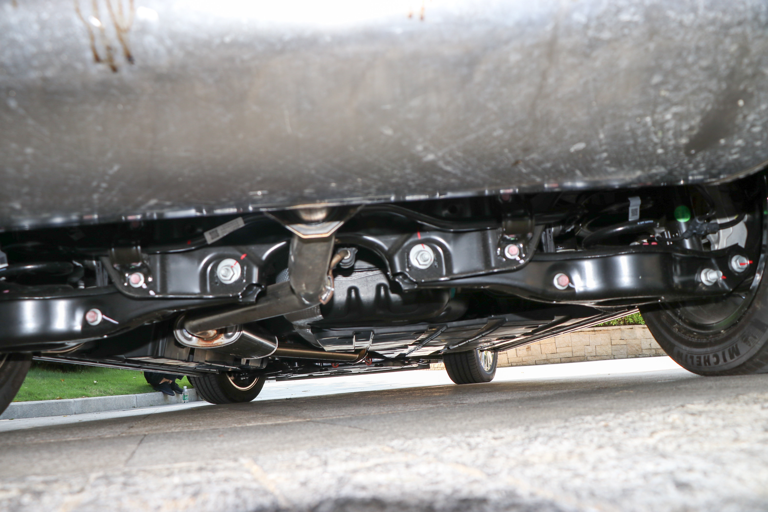 豪华mpv先行者场地试驾广汽传祺m8宗师