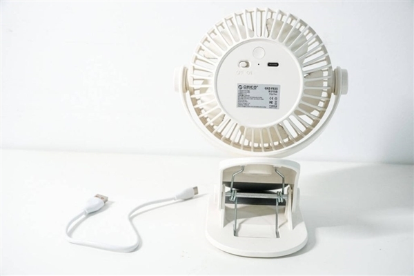 很多小功率设备只能A to C 不能C to C充电的原因:终于懂了