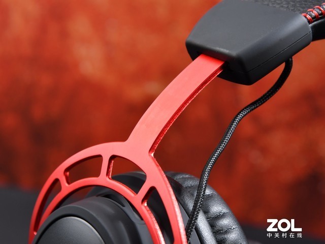 HyperX Cloud Alpha Wireless无线游戏耳机评测:出众的佩戴体验