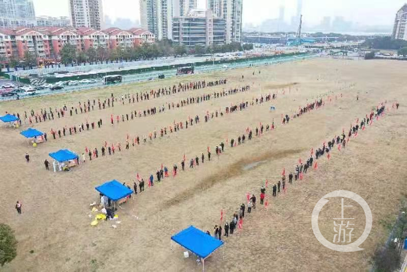 ▲苏州核酸检测现场。图片来源/苏州广电