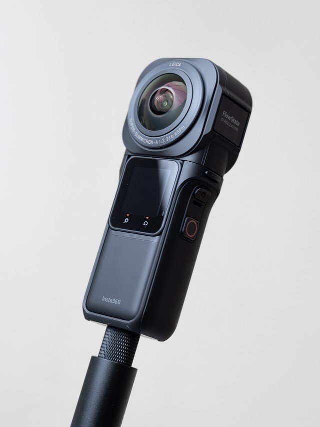 【全景相机怎么选?】Insta360 ONE RS 徕卡?英?全景相机体验报告