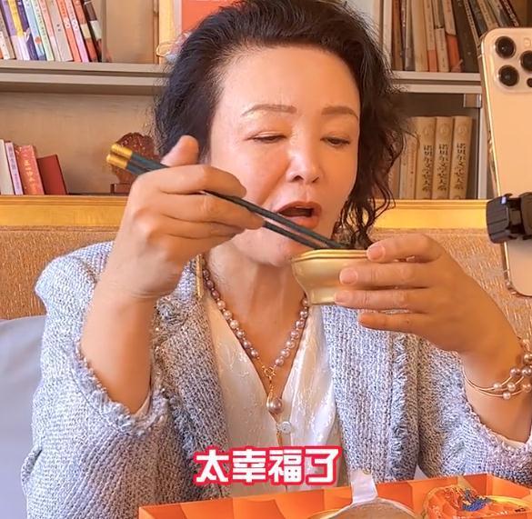 汪小菲母亲疑对大S结婚表态 称“家是最好的依靠”祝福前儿媳