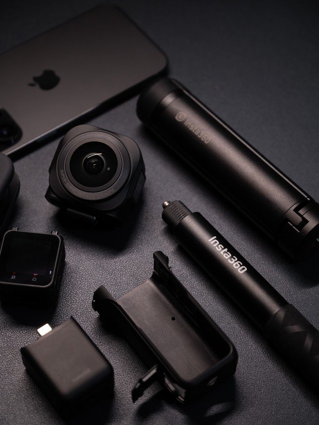 【全景相机怎么选?】Insta360 ONE RS 徕卡?英?全景相机体验报告
