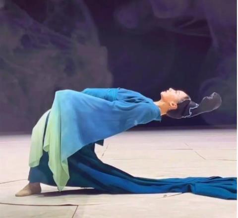 孟庆旸是如何炼成青绿腰的?