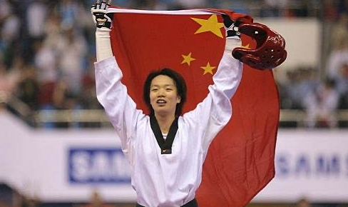 入选跆拳道名人堂!陈中影响力多大?两夺奥运金牌,激励一代人_凤凰网体育_凤凰网