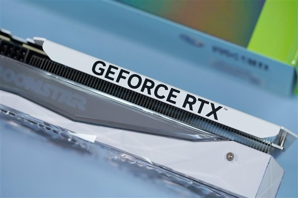 纯白千层镜!影驰RTX 4060 Ti 8GB星曜OC图赏