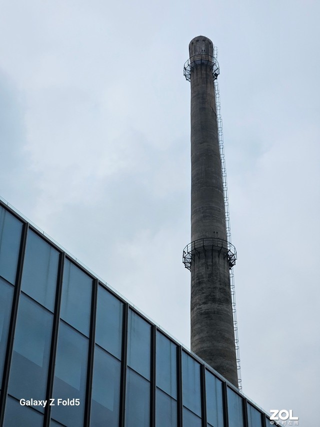 三星Galaxy Z Fold5全面评测 折叠先行者还能有什么新招?