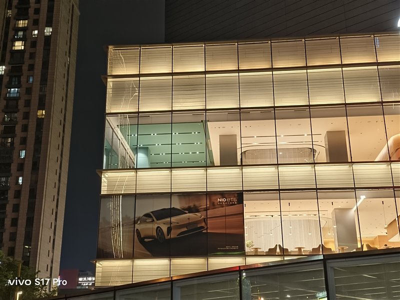 8mm机身以下我最能打!vivo S17 Pro评测:3499元轻薄手机之王