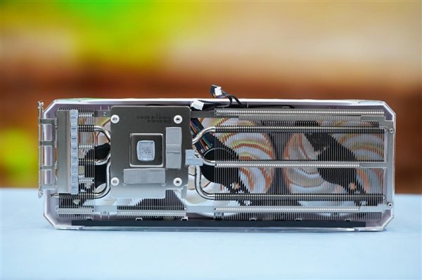 纯白千层镜!影驰RTX 4060 Ti 8GB星曜OC图赏