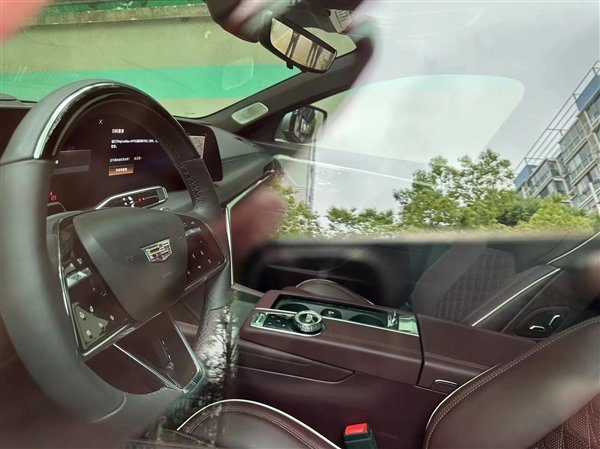 40万买宝马7系同级豪华车!新一代凯迪拉克CT6实车曝光:超帅