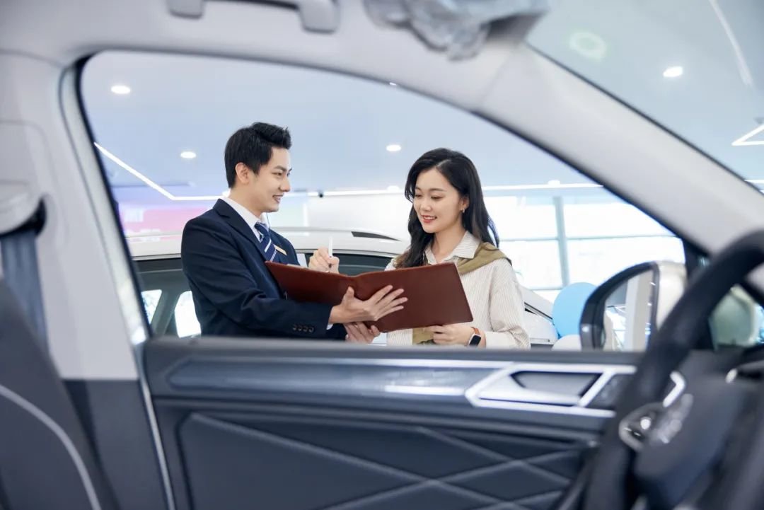 4S店买车,如何砍到最低价?_凤凰网汽车_凤凰网