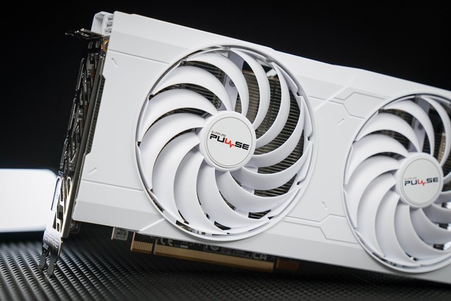 蓝宝石RX 6750 GRE极地版显卡评测 一张优秀的准2K显卡