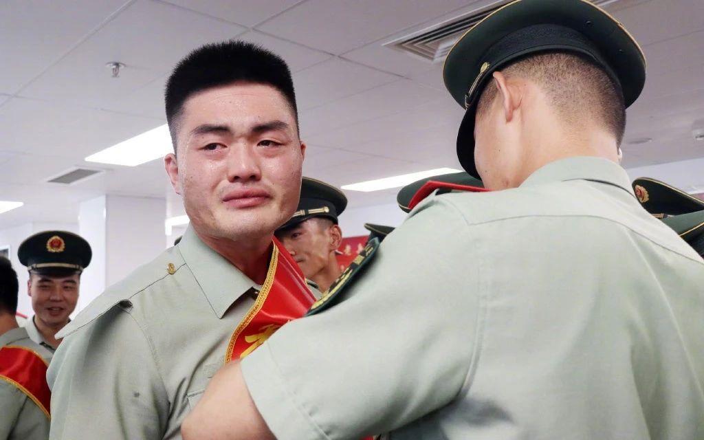 又是一年退伍季！这些“第一次”与“最后一次”是他们的仪式感_凤凰网资讯_凤凰网