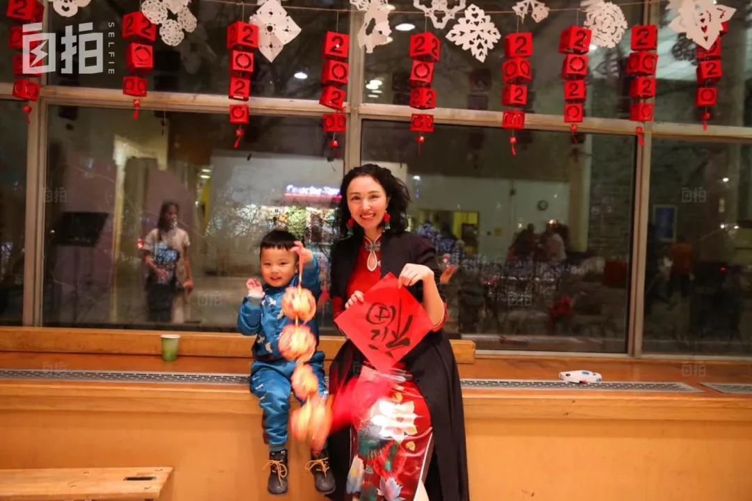 2020年是我和儿子在加拿大过的第一个春节。每年春节,我们俩都过得很有仪式感。