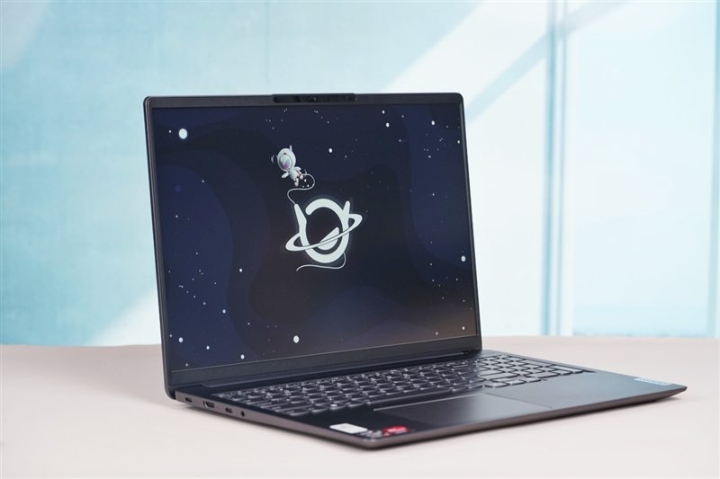 谁说集显不能玩游戏?联想小新Pro 16 2022锐龙版评测:续航超15小时
