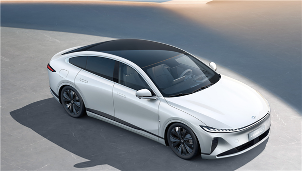 合资中型轿车雪上加霜!长安启源A07更多官图发布:灰色真高级