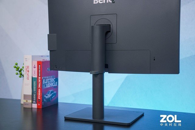 【有料评测】明基PD2706U专业后期色准显示器评测:让每一帧画面都真实出彩