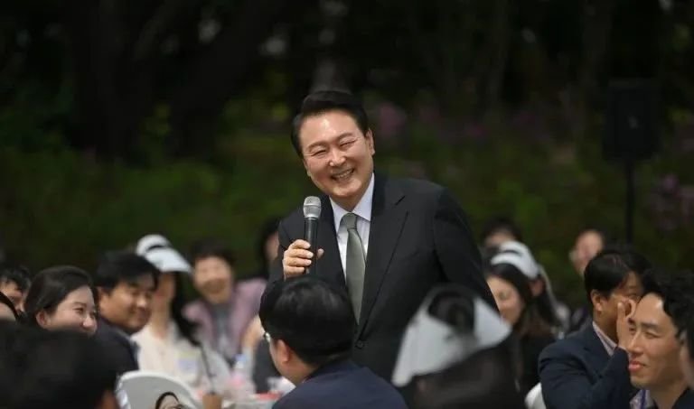 ·龙山总统府