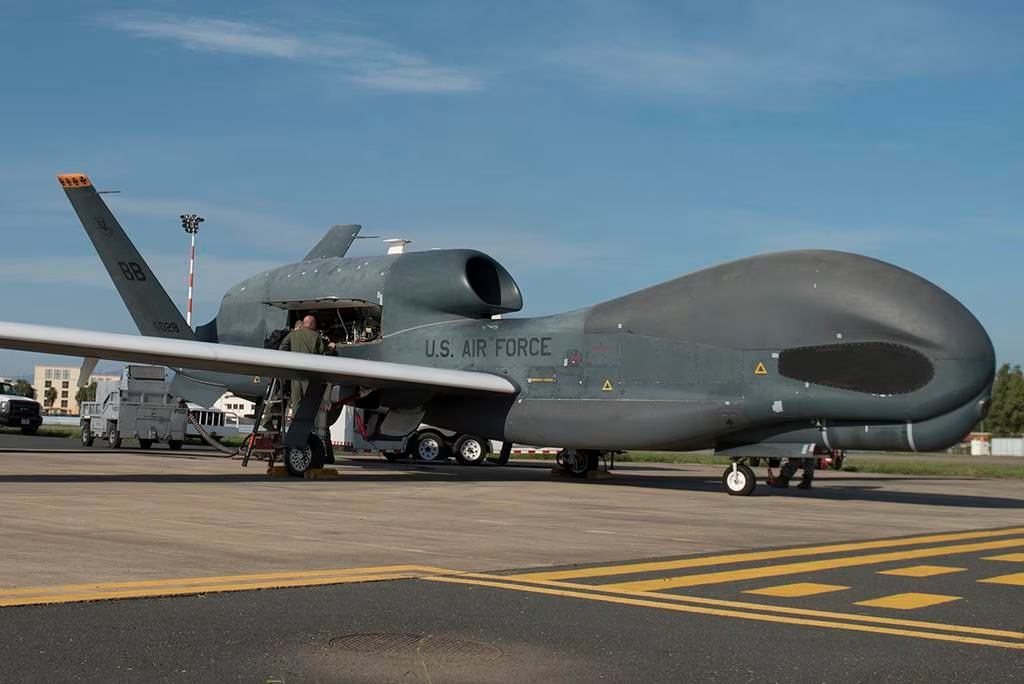 RQ-4“全球鹰”无人机，资料图，图自外媒