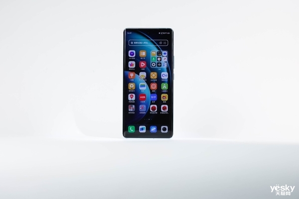 首发天玑9300旗舰芯,vivo X100带来满分旗舰体验