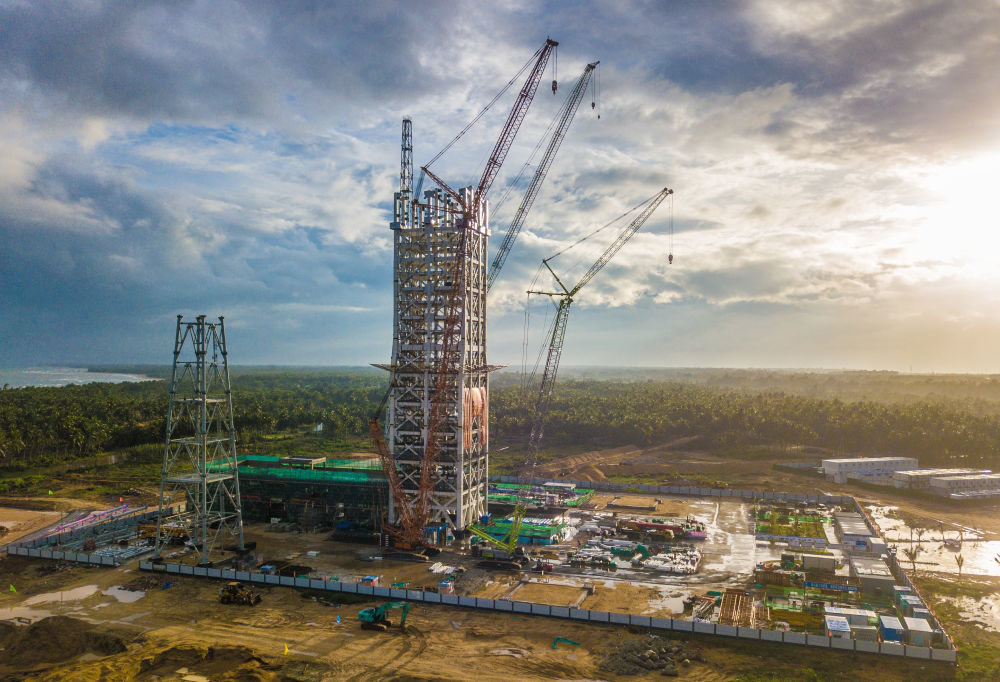 图为建设中的海南商业航天发射场1号工位（无人机照片，5月12日摄）。 新华社记者蒲晓旭 摄