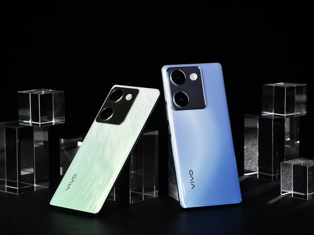 vivo Y100评测:超薄5000mAh长续航,512GB大内存流畅耐用