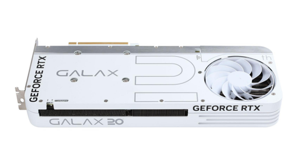 影驰推出RTX 4070 20周年纪念版显卡:纯白机身、隐藏式接口设计