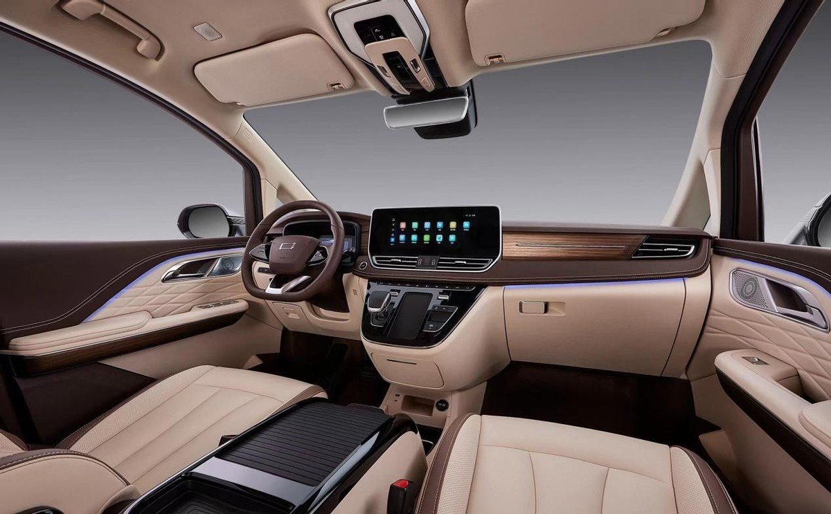 尺寸优于广汽传祺M8,奔腾M9将于3月18日开启预售