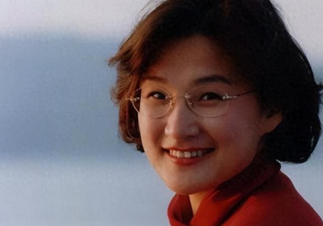 台前是同事，台后是夫妻？这5对央视主持人，隐藏的太深了